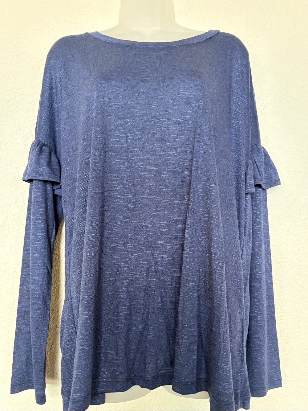 bobeau Blue Long Sleeve Ruffle-Sleeve Knit Top
